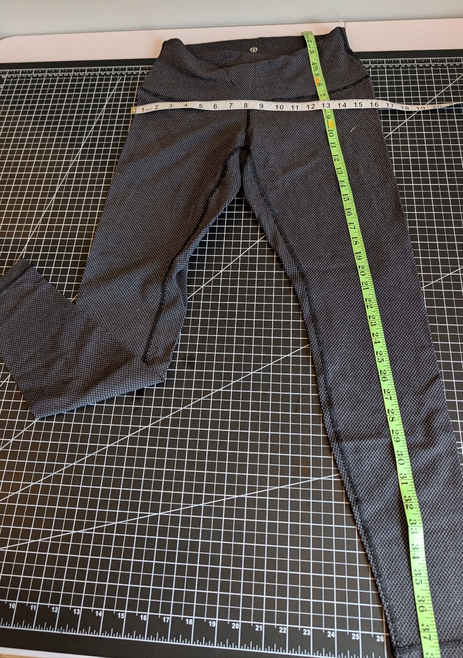lululemon athletica Black and Gray Speckled Leggings